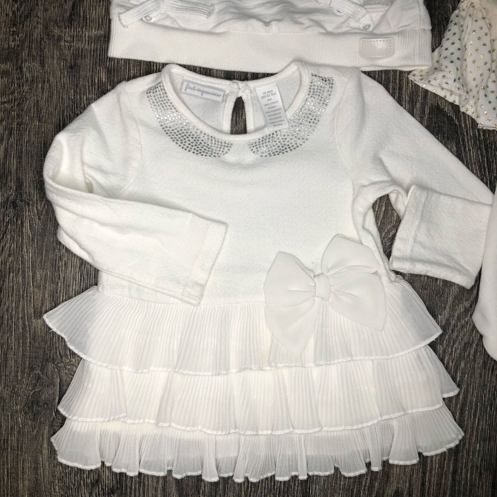 Beautiful lot of toddler girl white sweaters - Picture 3 of 7